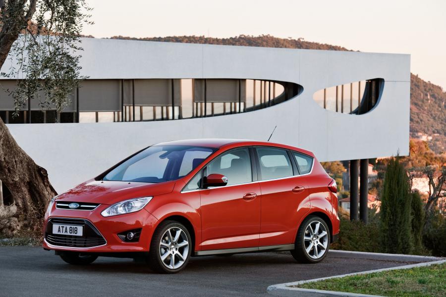  Ford C-Max 2010 года  (фото 17 из 52)